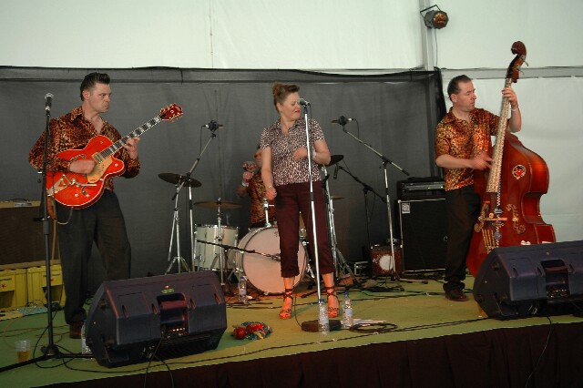 min 2008 05 04 retro rhythm 099